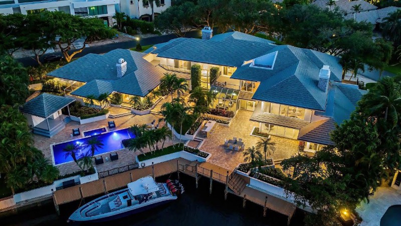 $12325500 The Sanctuary - A Waterfront Masterpiece With Resort Style Sophistication In Boca Raton