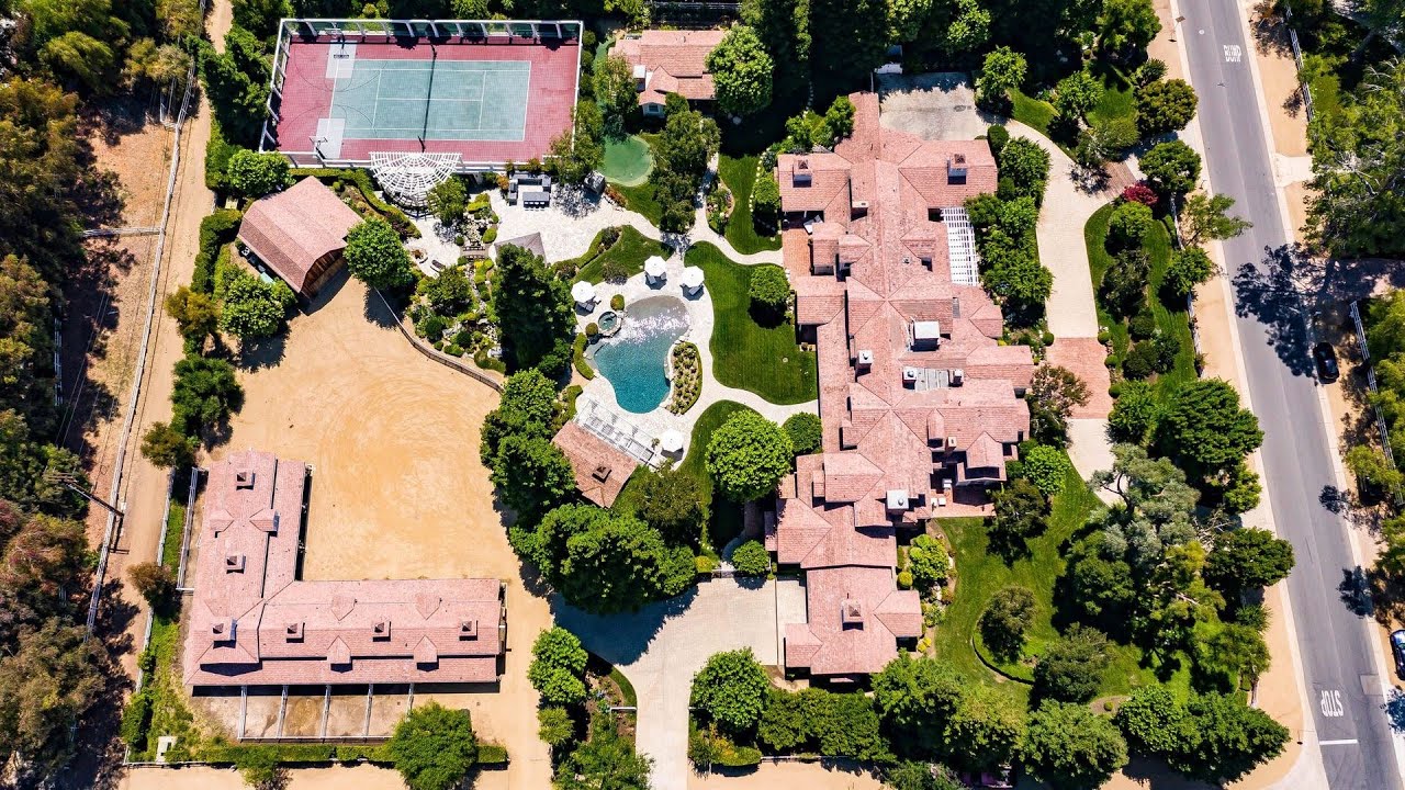 image 0 $24950000! The Most Unimaginable Property In Hidden Hills With A Huge Circular Driveway