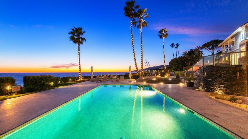$25000000! A Majestic Resort-style Compound In Malibu With Breathtaking Ocean Views