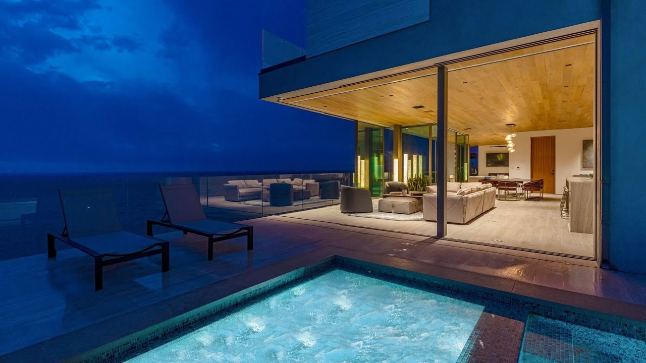 image 0 $40000000 Malibu New Construction Home On One Of The Most Exclusive Beaches In The World