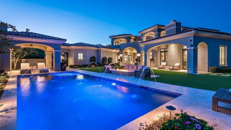 image 0 $6995000! Sophisticated Modern Mediterranean Villa In Scottsdale With Resort Style Backyard
