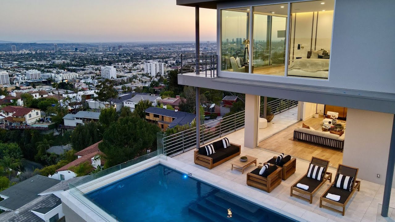 image 0 $7500000 Los Angeles Home Offers Iconic Panoramic Views Of The Heart Of The City