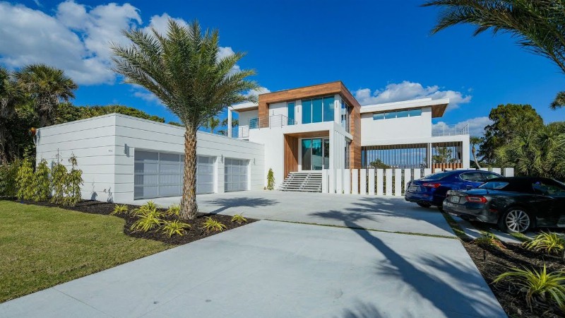 image 0 $7500000! Stunning Florida Contemporary Masterpiece With Breathtaking Views Of The Bay In Osprey