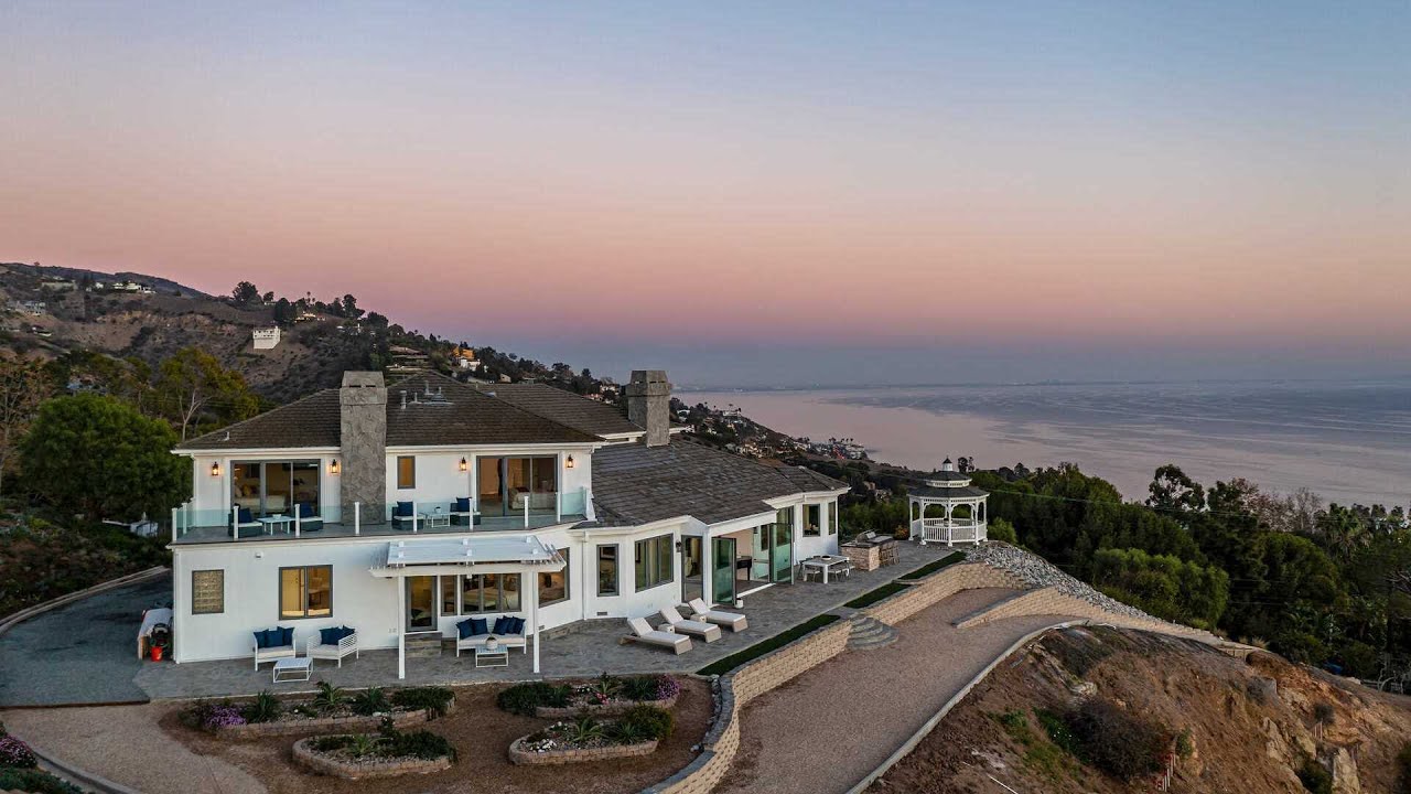 image 0 $9999000! Sensational Malibu Oasis With Fabulous Outdoor Entertaining Areas And Ocean Views