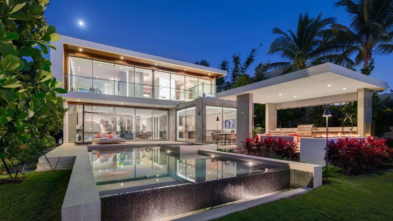A $26 Million Modern Contemporary Masterpiece On The Venetian Islands Miami Beach Fl