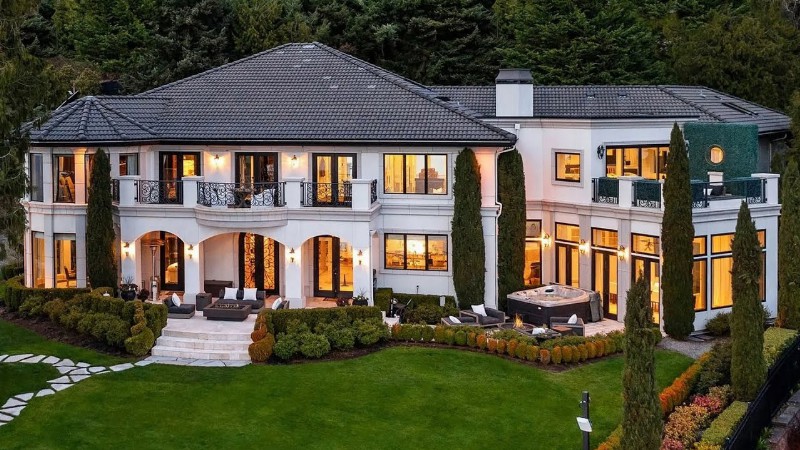 A $26000000 Signature Waterfront Estate In Bellevue Offers Elevated Living And Exceptional Views