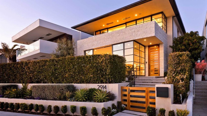 image 0 A Breathtaking Modern Home In Corona Del Mar Represents The Best Of Ocean Front Living