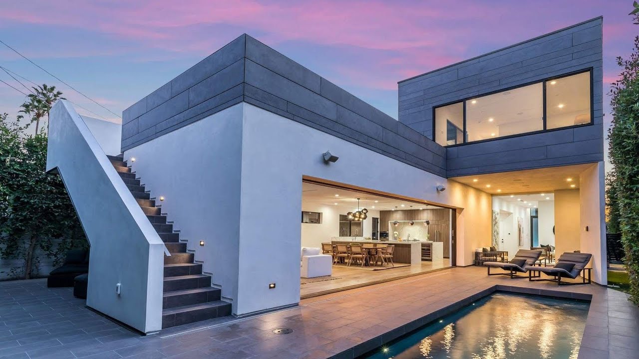 An Architectural Home In Beverly Grove With Soaring Ceilings And An Abundance Of Natural Light
