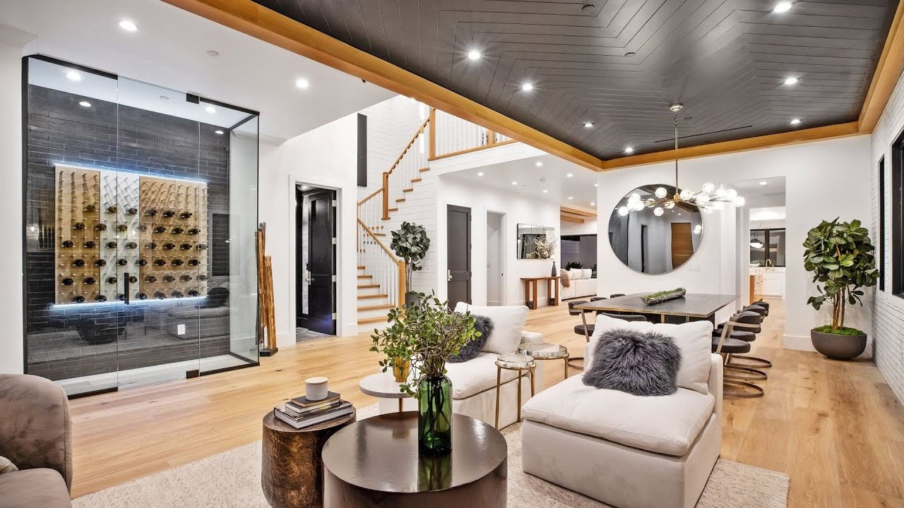 Contemporary Farmhouse Offers A Stunning Retreat In The Heart Of The Iconic Beverly Grove