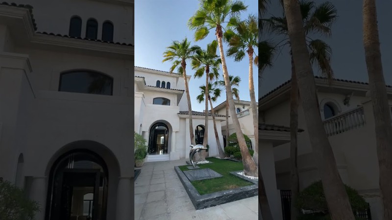 ⚡️extremely Rare Luxury Villa Listed For $11000000 Near The Tip Of Frond At Palm Jumeirah