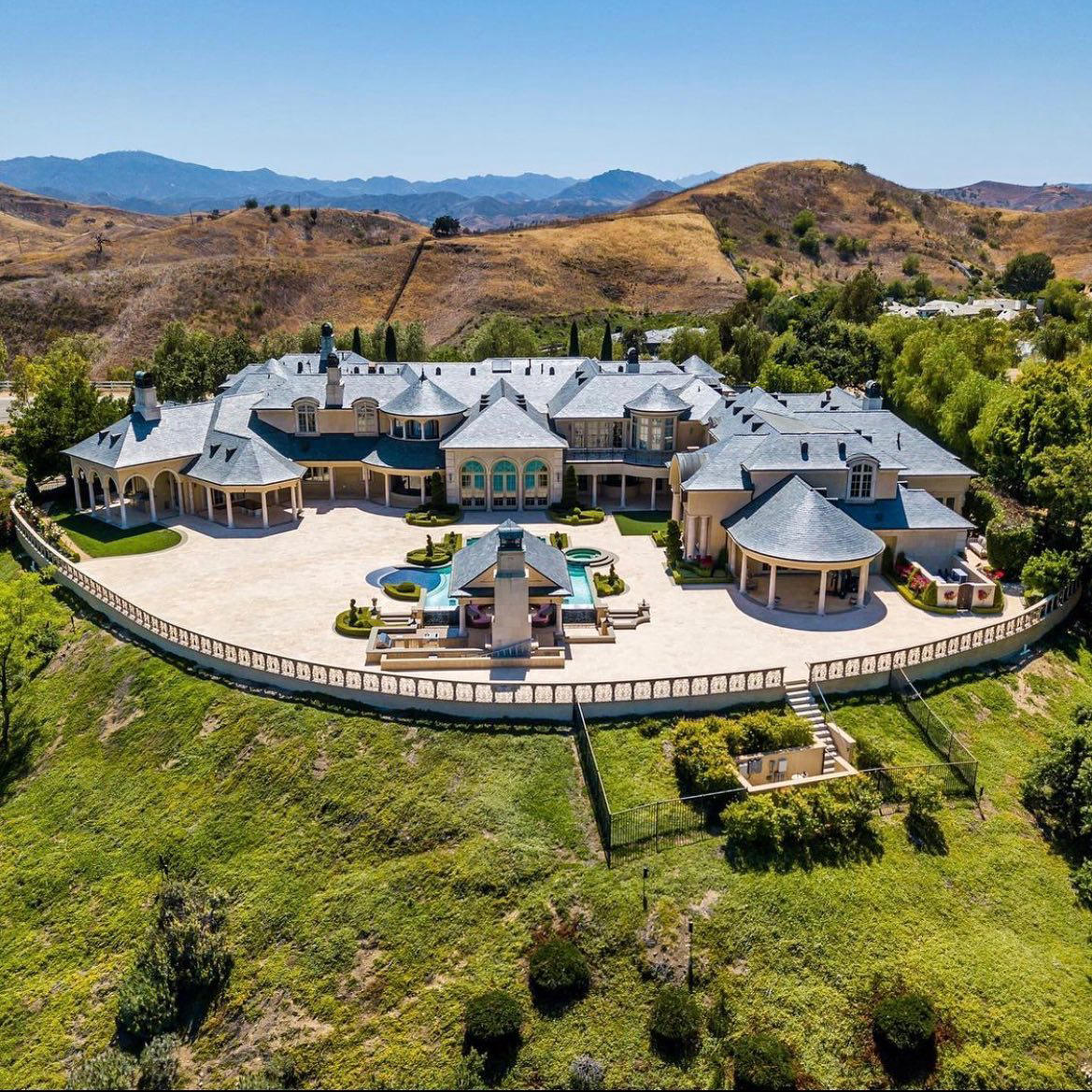 Los Angeles Mansions - This French Normandy mansion is Hidden in the Hills of California