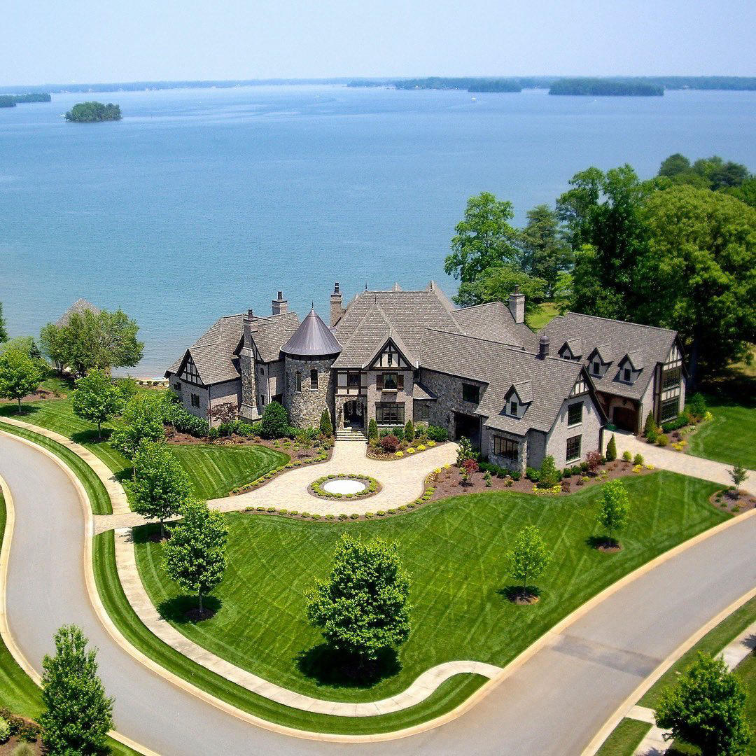 Luxury Real Estate - Lake Norman's most extravagant home