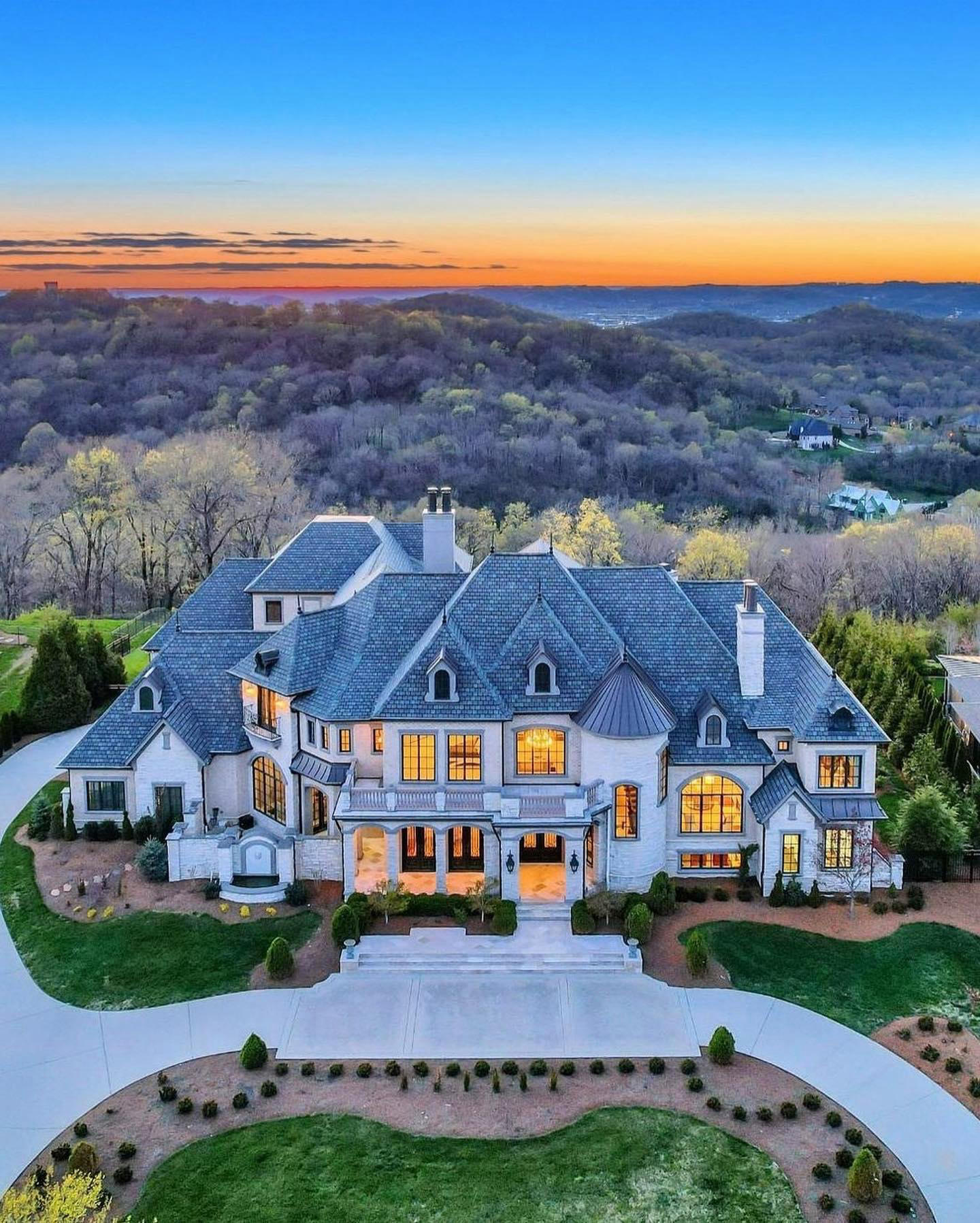 Luxury Real Estate - Tennessee