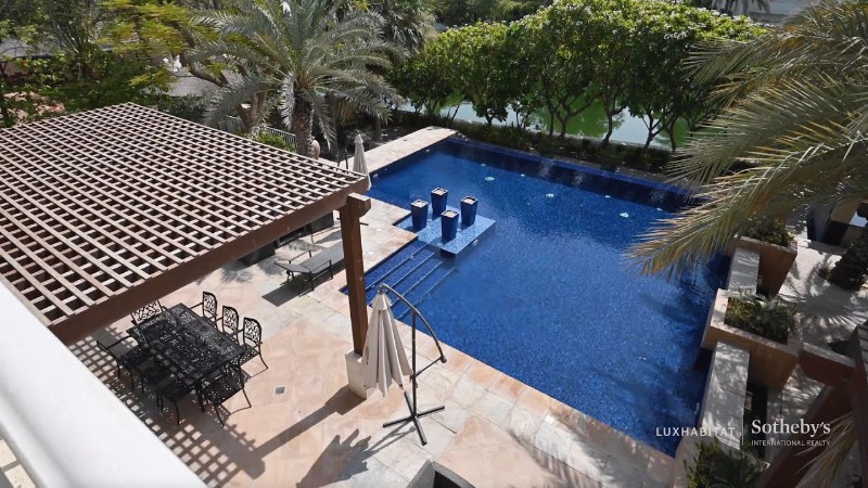 Majestic Lake-side Luxury Villa In Emirates Hills
