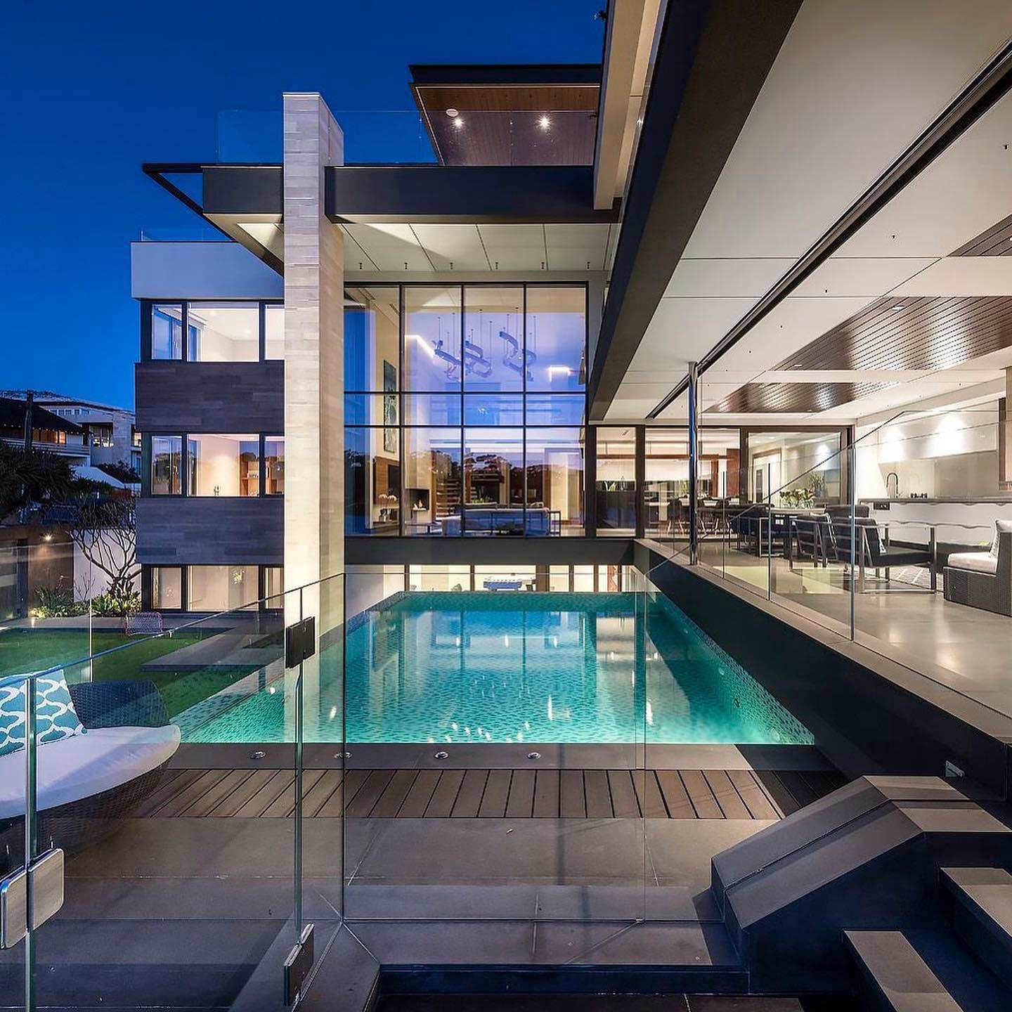 Mansionify - Check out this Award-Winning Riverfront Masterpiece in Perth, Australia