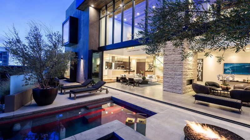 image 0 Modern Sunset Strip Home In Los Angeles Offers Quintessential Southern California