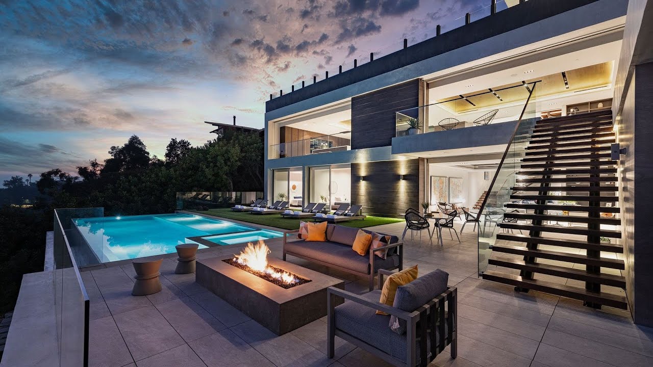 image 0 Modernist Masterpiece In Los Angeles Features Unbeatable City Views