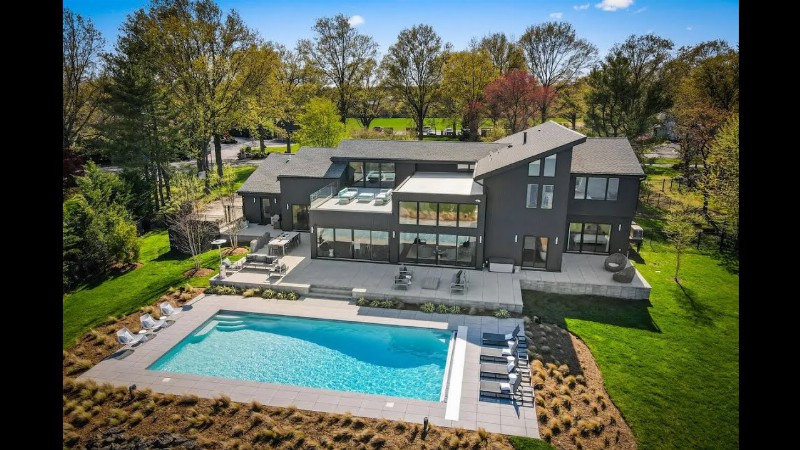 Sophisticated Waterfront Home In Rumson New Jersey : Sotheby's International Realty