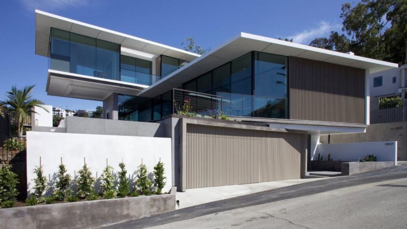 image 0 Striking Modern Home In Hollywood Hills West With Impeccable Landscaping And Jetliner Views