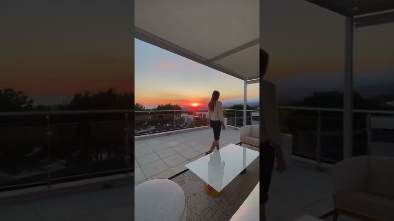 image 0 Sunsets Are Better At This €2.690.000 Modern House #shorts