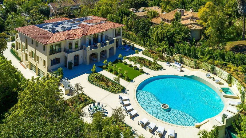 The Laurel Estate - Exceptional Beverly Hills Mansion With An Absolutely Spectacular Backyard