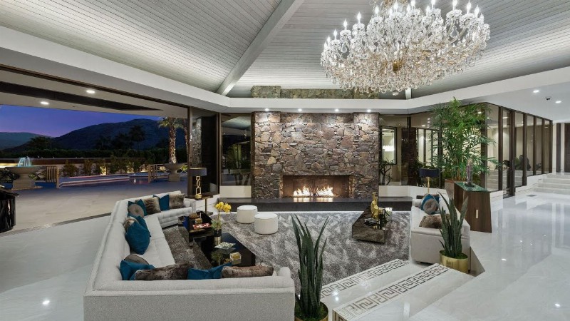 image 0 This $11800000 Iconic Residence In Palm Springs Showcases The Timeless Architectural Glamour