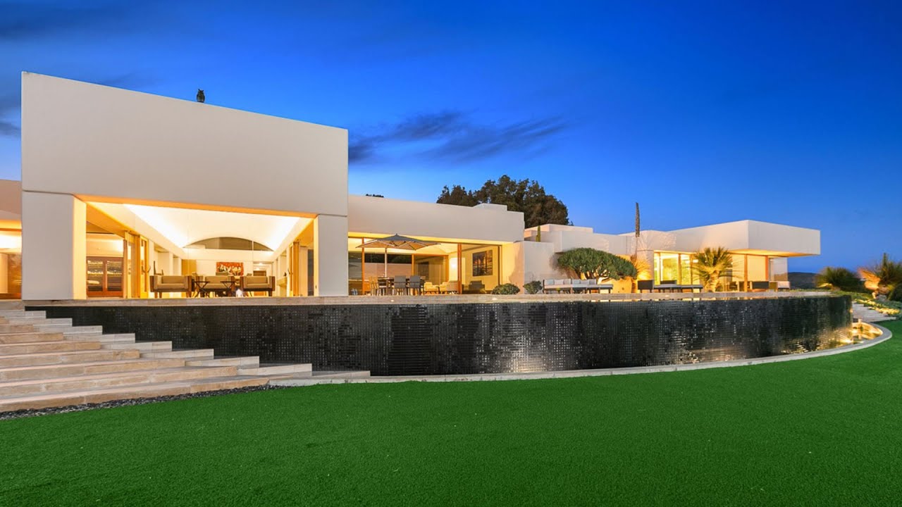 image 0 This $13950000 Gorgeous Home In Rancho Santa Fe Is An Amazing Contemporary Work Of Art