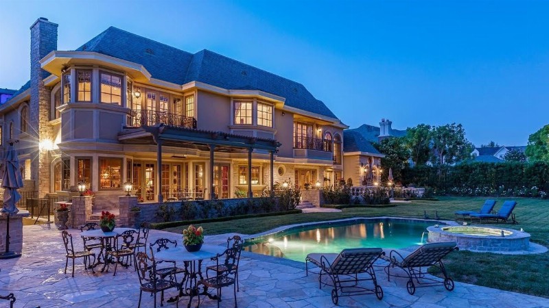 This Breathtaking $12888000 Chateau Royale Estate In Thousand Oaks Is Truly Magnificent
