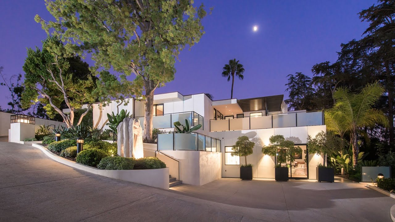 image 0 This Gorgeous $21500000 Beverly Hills Compound Is A Stunning Architectural Gem Like No Other