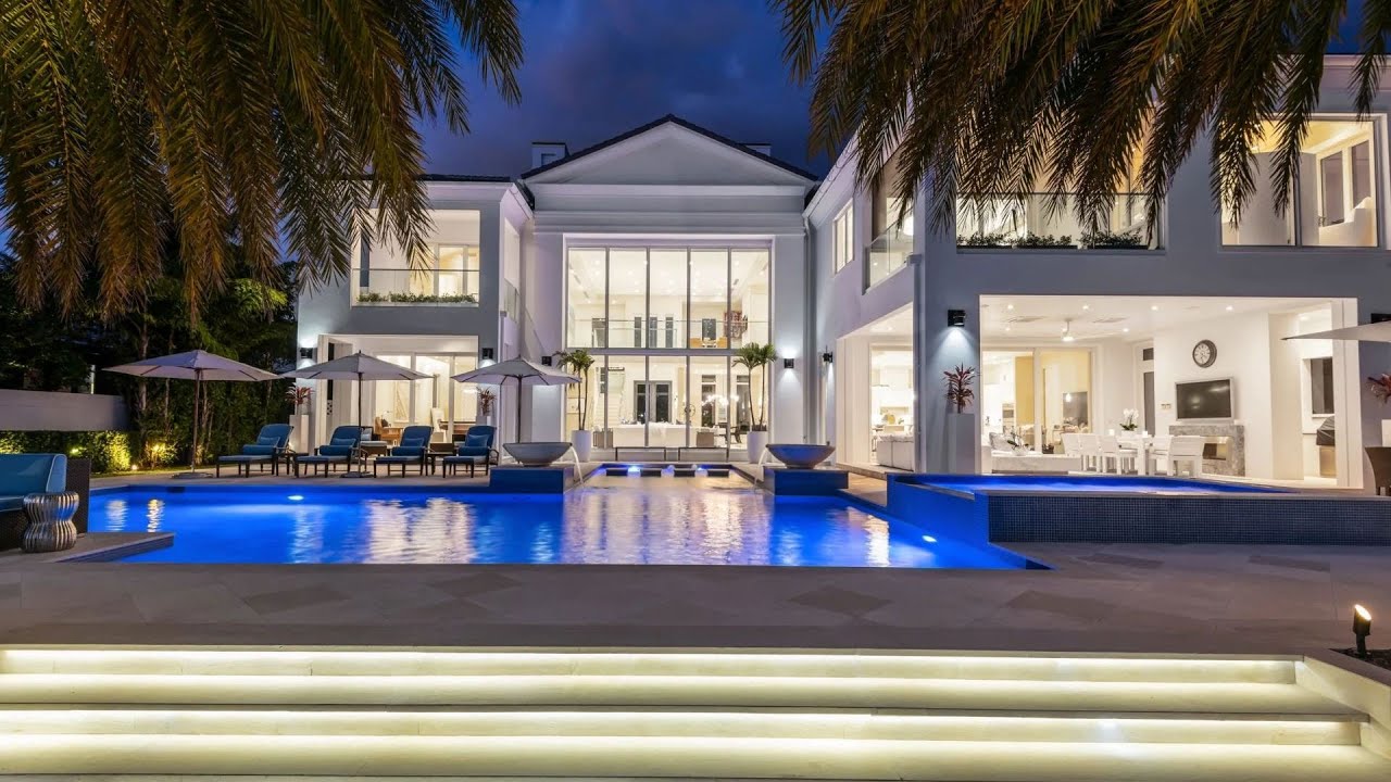 image 0 This Spectacular Transitional Home In Fort Lauderdale Perfect For Entertaining With River Views
