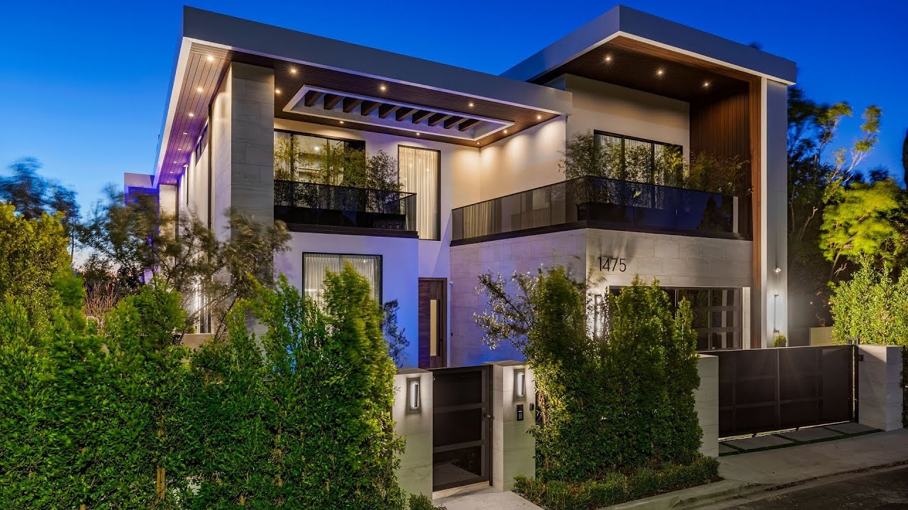 image 0 This Warm Modern Mansion In A Premier Bel Air Location With Sweeping City And Ocean Views