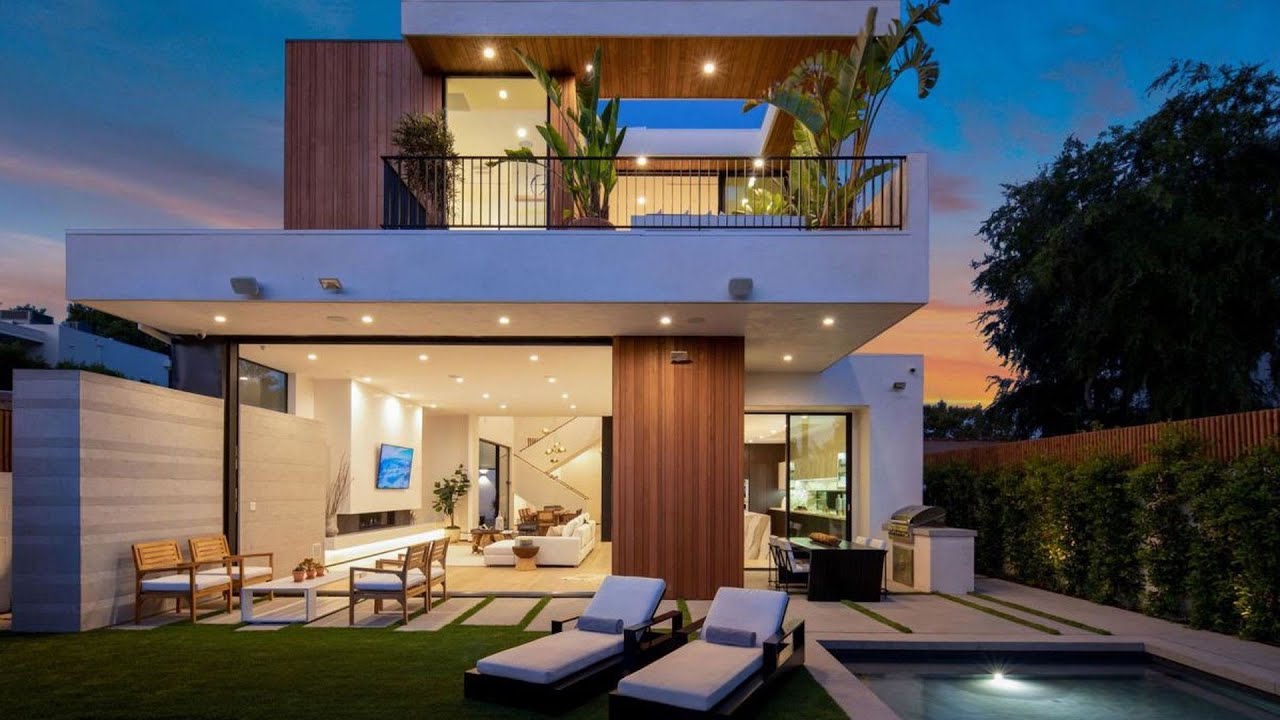 image 0 Warm Light Filled Contemporary Home In Los Angeles With Sophisticated Landscape Design